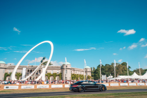 Porsche Taycan beim Goodwood Festival of Speed 2019. 