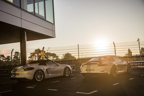 Porsche-Tracktest in Le Mans: 8 Uhr morgens.