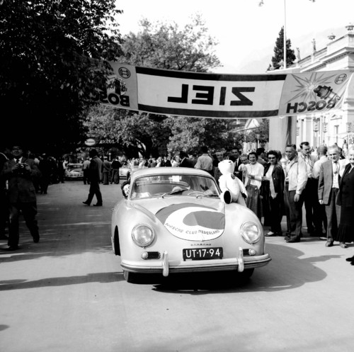 Porsche Treffen in Meran 1958.