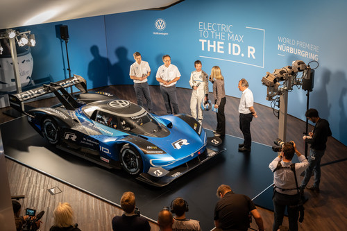 Präsentation des weiterentwickelten Volkswagen ID R am Nürburgring.