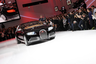 Präsentation VW Abend, Bugatti 16 C Calibier.