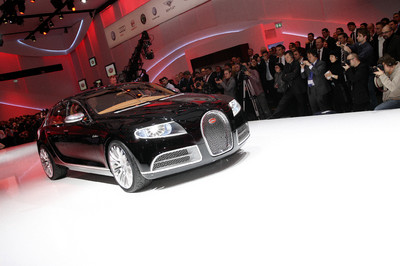Präsentation VW Abend, Bugatti 16 C Calibier.