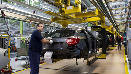 Produktion der Mercedes-Benz A-Klasse im Werk Rastatt.
