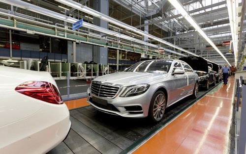 Produktion der Mercedes-Benz S-Klasse in Sindelfingen.