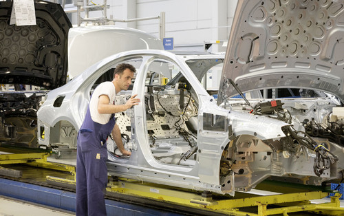 Produktion der Mercedes-Benz S-Klasse in Sindelfingen.