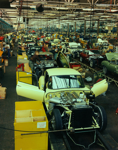 Produktion des Jaguar E-Type (1967).