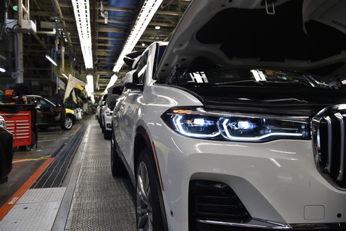 Produktion von Vorserienfahrzeugen des BMW X7.