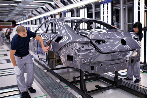 Produktionsstart des Mercedes-Benz CLA Coupé im Werk Kecskemét (Ungarn).