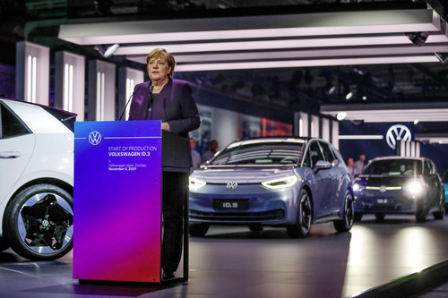 Produktionsstart für den VW ID 3 (v.l.): Bundeskanzlerin Dr. Angela Merkel.