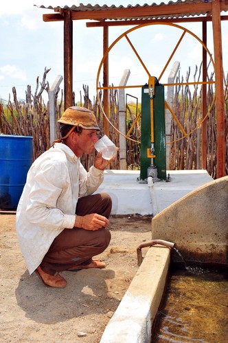 Pumpen von Volkswagen fördern in Brasilien sauberes Trinkwasser.