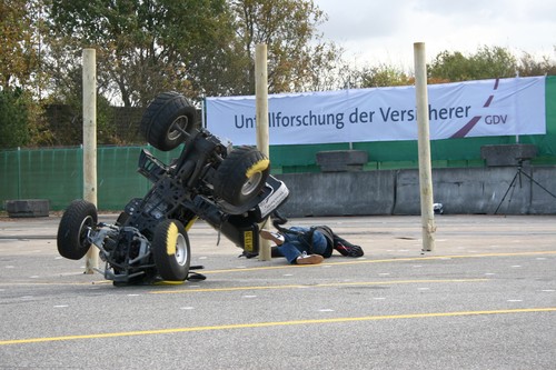 Quad-Crashtest der UDV auf dem Dekra-Gelände in Neumünster.