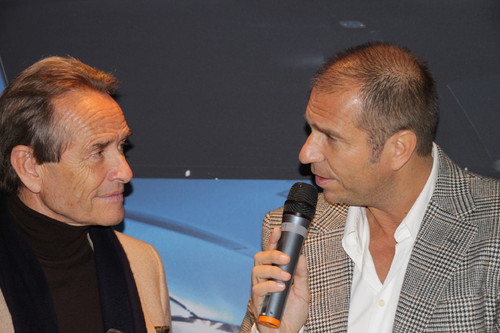 Race of Champions 2011: Kai Ebel (rechts) interviewt Jacky Ickx.