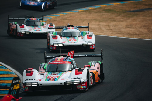 „Racing for Charity“: Die drei Porsche 963 drehten in Le Mans 733 Runden für den guten Zweck. 

