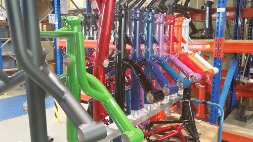 Rahmen für die Fahrradproduktion.
