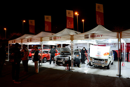 Rallye Costa Brava 2016: Serviceroutine bei Seat.
