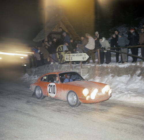 Rallye Monte Carlo 1968: Der siegreiche Porsche 911 T mit Vic Elford und David Stone.