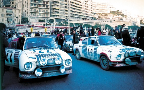 Rallye Monte Carlo 1977: Das Skoda-Werksteam belegte mit dem 130 RS den 1. und 2. Platz in der Klasse bis 1300 Kubikzentimeter.