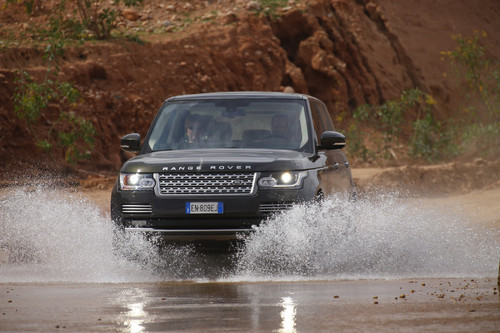 Range Rover.