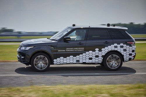 Range Rover Sport als Technologieträger für "Autonomous Urban Drive".