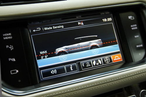 Range Rover Sport: Wade Sensing.