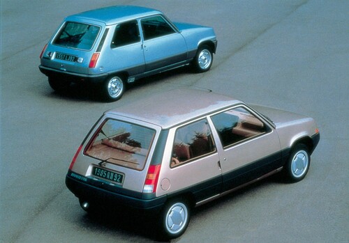 Renault 5I zweite Generation (vorn) und erste Generation.