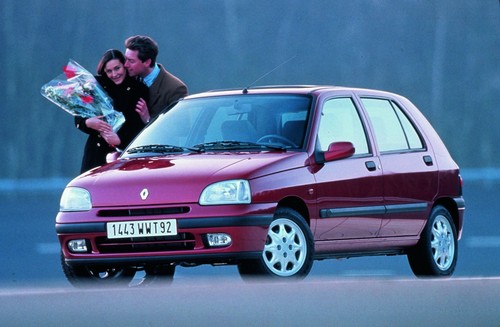 Renault Clio (1990–1997).