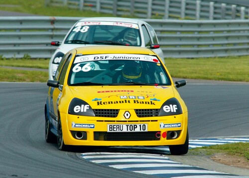 Renault Clio Sport 2.0 16V im Cup-Sport (2002).
