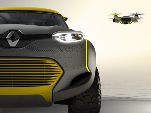 Renault Kwid Concept mit Flugroboter.