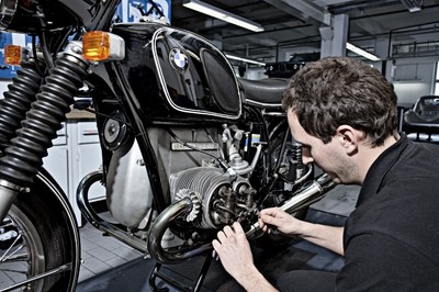 Restaurierung in der Kundenwerkstatt von BMW Classic.