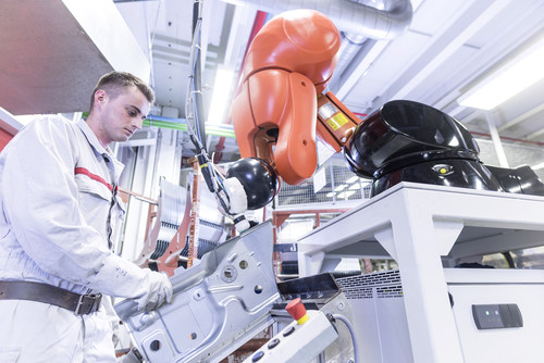 Roboter-Einsatz in der Audi-Produktion.
