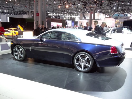 Rolls Royce Wraith.