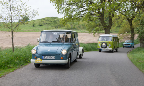Rügenclassics 2015: VW 147 Fridolin, VW T 2 Campingbus und VW Polo.
