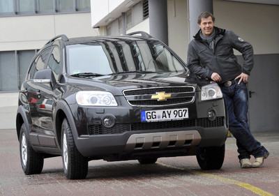 Schauspieler Sven Martinek fährt jetzt einen Chevrolet Captiva