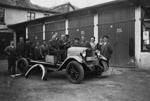 Scheunenfund für den PS.Speicher: Die Central-Garage in Einbeck eröffnete in den 1920er-Jahren im Zentrum der historischen Fachwerkstatt.