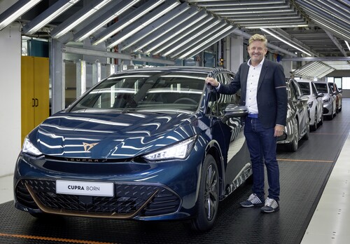 Seat-Vorstandsvorsitzender Wayne Griffith beim Produktionsstart des Cupra Born im VW-Werk Zwickau.