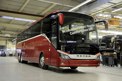 Serienstart der neuen Setra Comfort Class 500 im Evobus-Werk Neu-Ulm.
