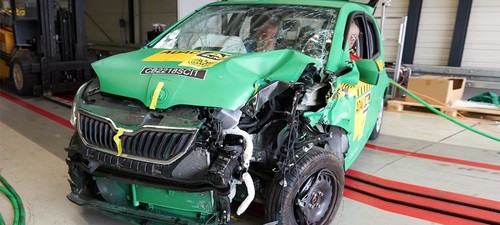 Skoda Citigo beim ADAC-Crashtest: Unfälle mit geringer Überdeckung. 
