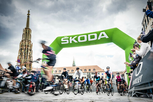 Skoda unterstützt auch in diesem Jahr wieder Jedermann-Radrennen und schickt ambitionierte Hobby-Fahrer als Veloteam der Marke an den Start.