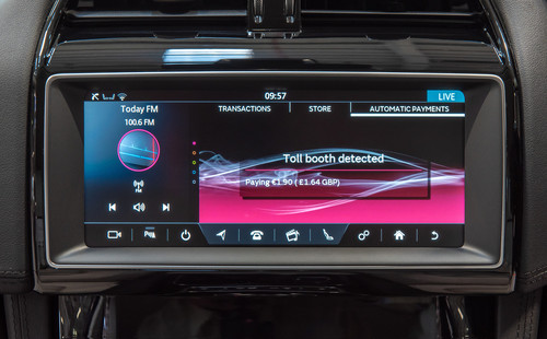 „Smart Wallet&quot;-Technologie in einem Range Rover.