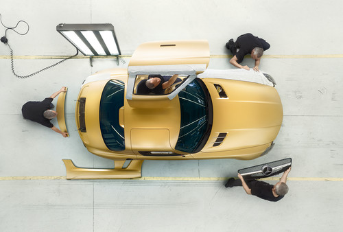Spezielle Kundenwünsche werden im „AMG Performance Studio“ umgesetzt: Hier werden individuelle Fahrzeuge in exklusiver Stückzahl entwickelt und produziert.