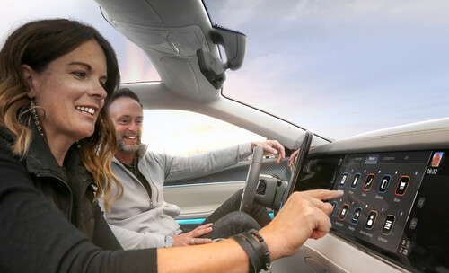 Stellantis und Foxconn entwickeln mit dem Joint Venture „Mobile Drive“ Cockpits und Dienstleistungen.
