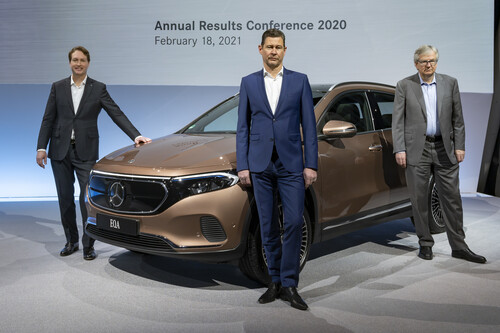 Stellten die Zahlen für 2020 vor (v.l.): Daimler-Vorstandsvorsitzender Ola Källenius, Finanzvorstand Harald Wilhelm und Lkw-Chef Martin Daum.