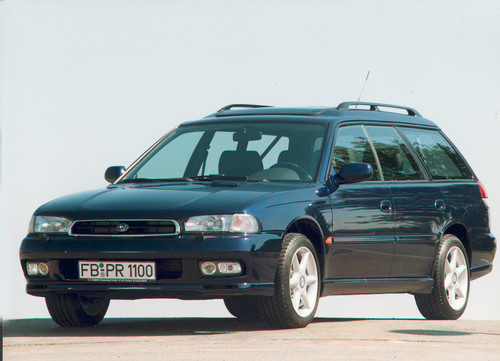 Subaru Legacy Kombi (1998).