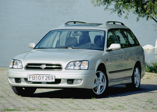 Subaru Legacy Kombi (1999).