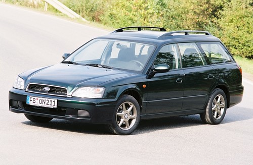 Subaru Legacy Kombi (2002).