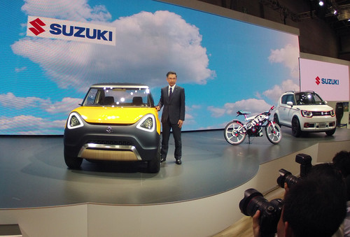 Suzuki auf der Tokio Motor Show 2015.