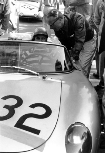 Targa Florio 1961: Hans Herrmann im Porsche 718 RS 61 Spyder.