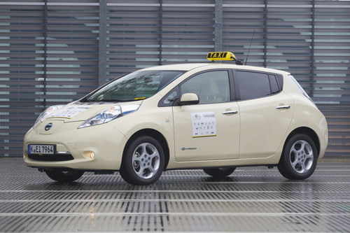 „Taxi des Jahres 2013“: Nissan Leaf.
