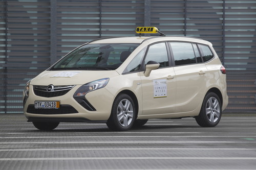 „Taxi des Jahres 2013“: Opel Zafira Tourer CNG.