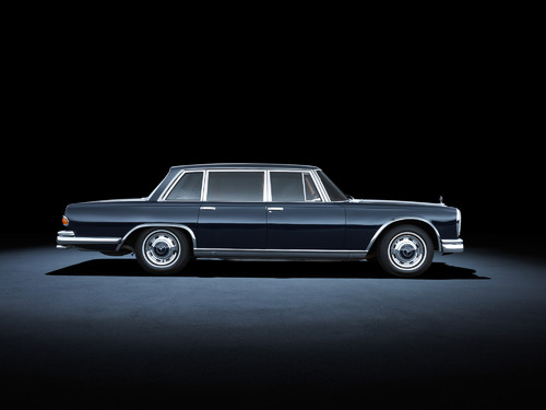 Techno Classica 2013: Mercedes-Benz 600 (W 100, 1963 bis 1981). Im Bild ein Fahrzeug aus dem Jahr 1963.